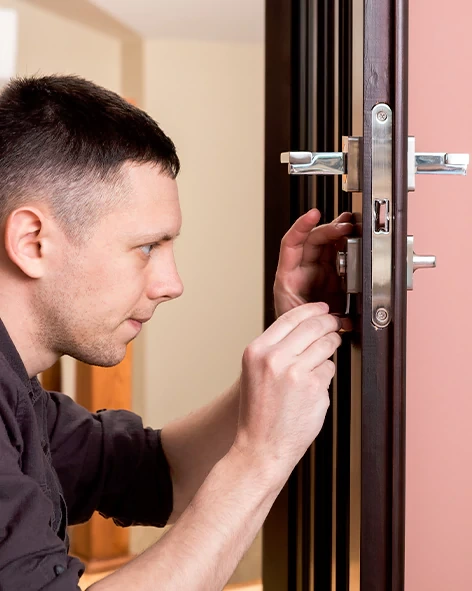 : Professional Locksmith For Commercial And Residential Locksmith Services in Mira Monte, CA