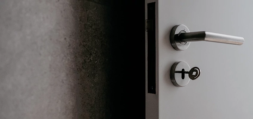 Front Door Handle Repair And Installation in Mira Monte, CA